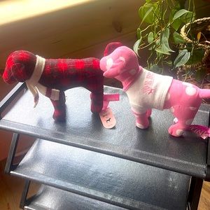 Victoria secret pink collection dogs